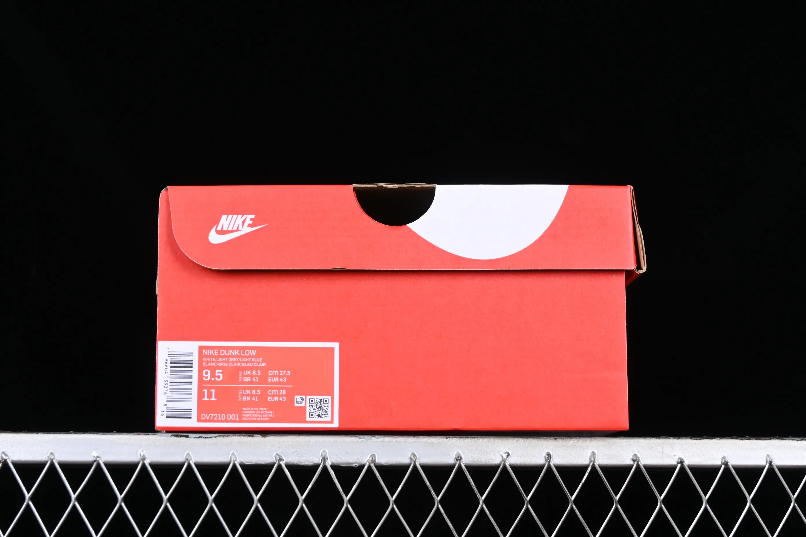 All categories Nk SB Dunk series Nk SB Dunk Low low-top sneakers F version Nk Dunk Low "Fishing" trout pattern SB low-top casual sneakers DV7210-001
